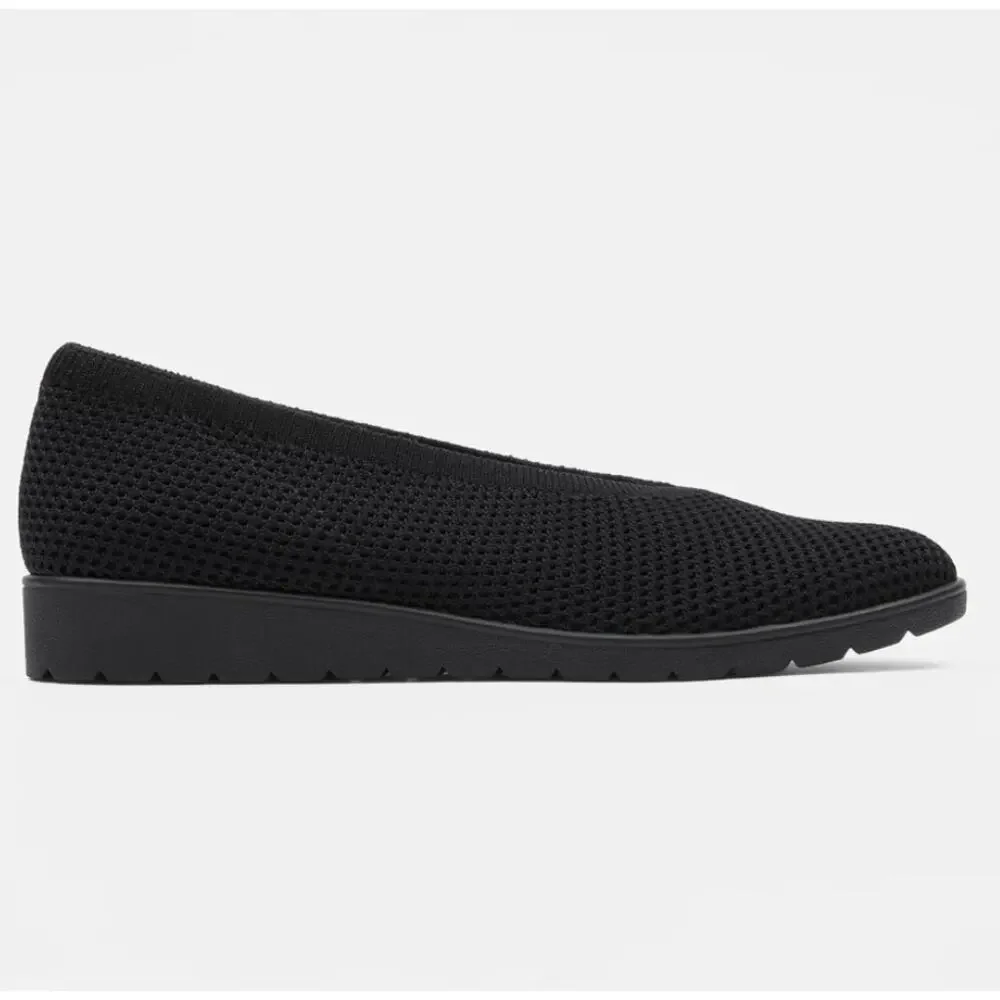 NWOT Eileen Fisher Heaven Stretch Knit Ballet Flats Black 7 Minimalist Comfort